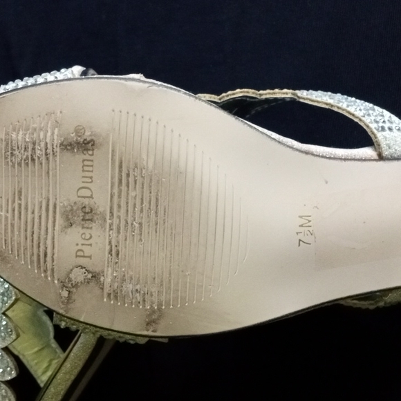 Shoes - Picture 2 of 4